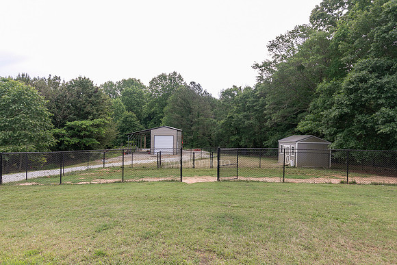 2028 Highway 211-36
