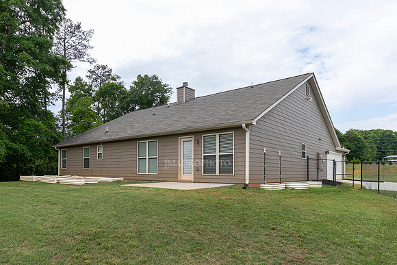2028 Highway 211-39