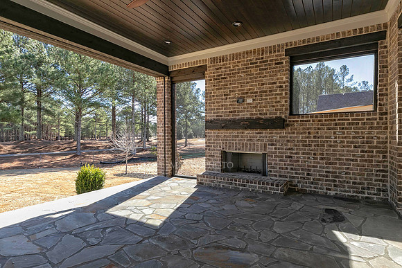 Covered Patio-1