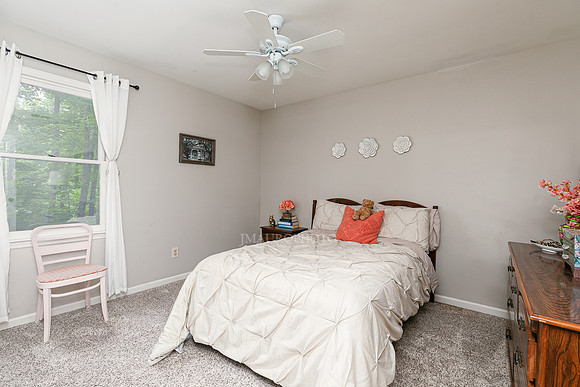 1821 Bromley Way-38