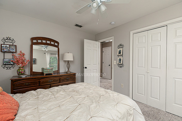 1821 Bromley Way-39