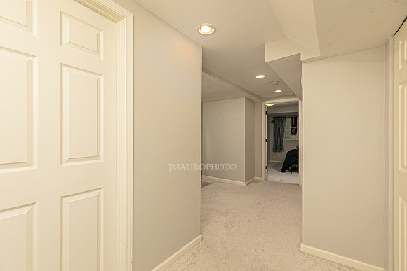 1821 Bromley Way-43