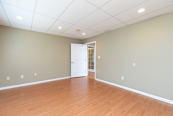 5674 Hollowbrook Lane-52