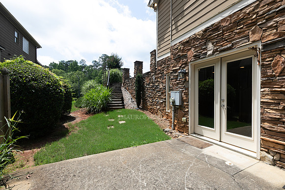 5674 Hollowbrook Lane-60