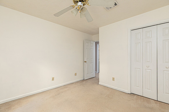 3077 Milford Chase Dr-29