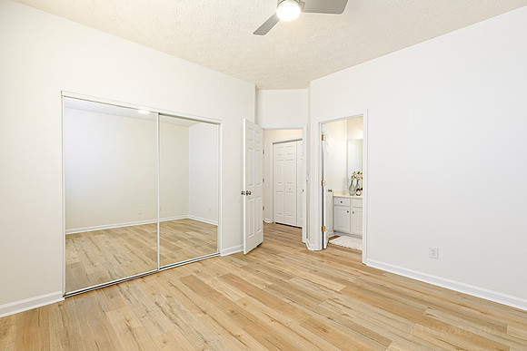 707 Bedford Ct-21
