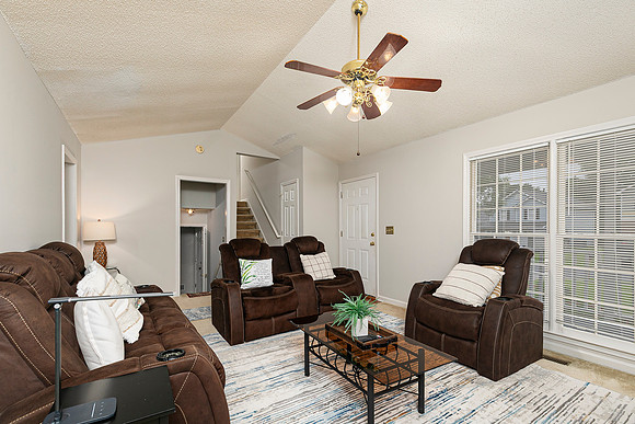 5216 Glendoara Ct-5
