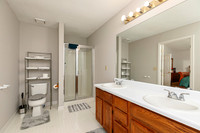 5216 Glendoara Ct-17