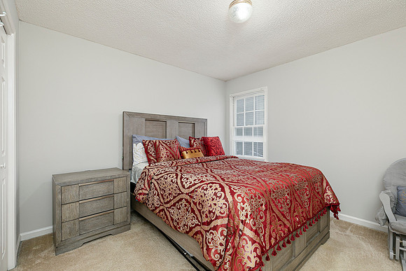 5216 Glendoara Ct-20