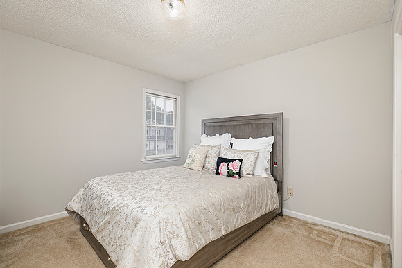 5216 Glendoara Ct-21