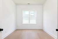 Hillside Traditional-11