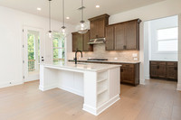 Hillside Traditional-20