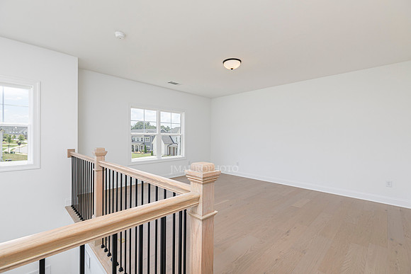 Hillside Traditional-26