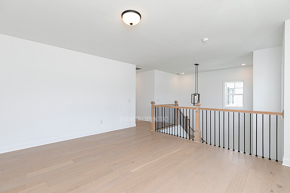 Hillside Traditional-27