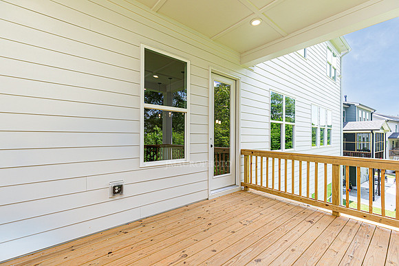 Hillside Traditional-49