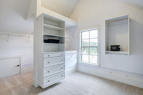Master Closet-1