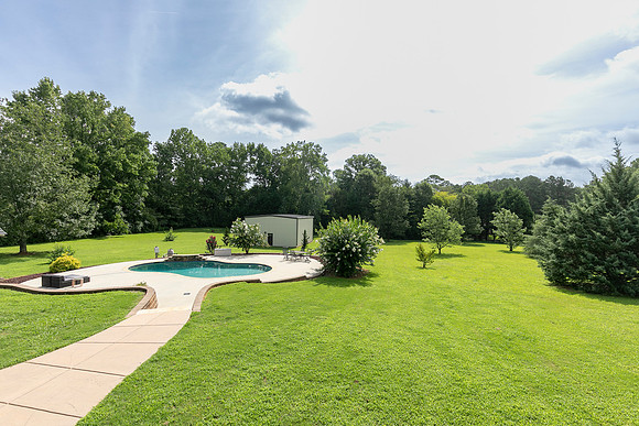 3021 Old Lost Mountain Rd-52
