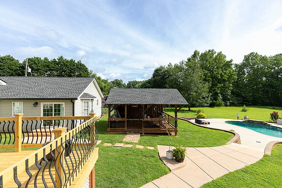 3021 Old Lost Mountain Rd-53