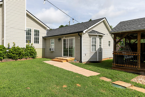 3021 Old Lost Mountain Rd-54