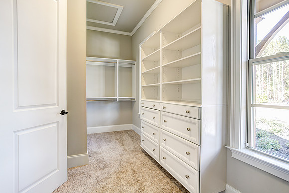 Master Closet-1