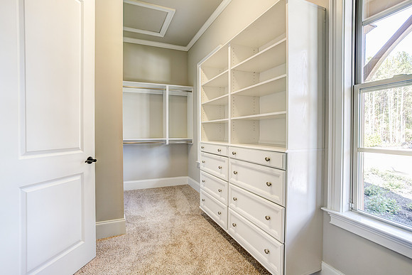 Master Closet-2
