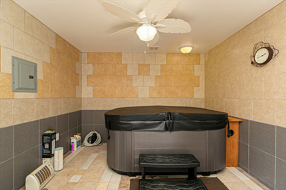 3186 Hwy 411-28