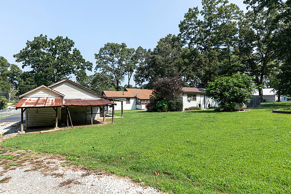 3186 Hwy 411-36