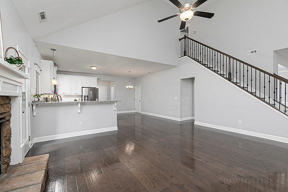 137 Unicoi Way-10