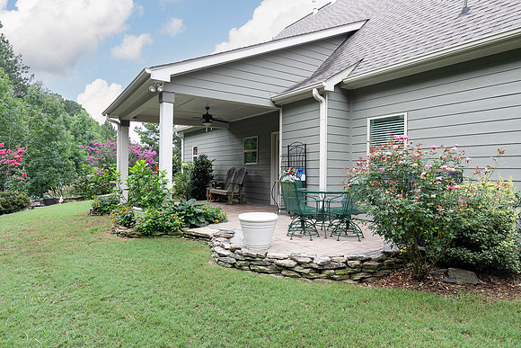 137 Unicoi Way-40