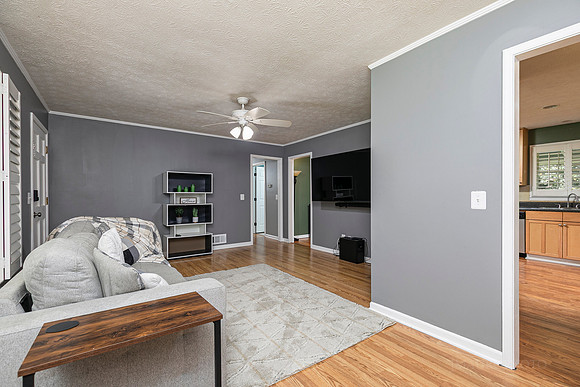 3310 Hickory Grove Rd-8