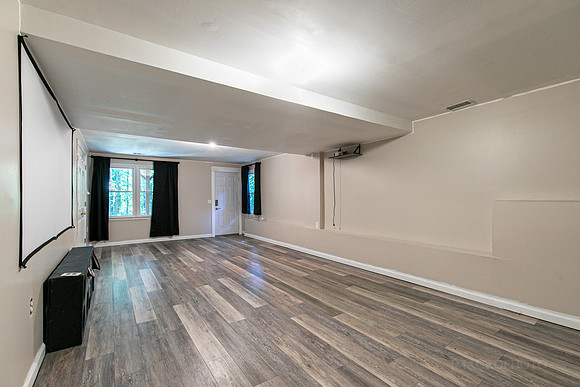 482 Broadstone Way-37