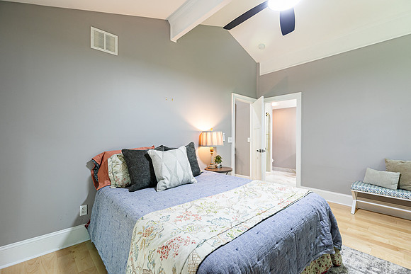 371 Clear Spring Court-24