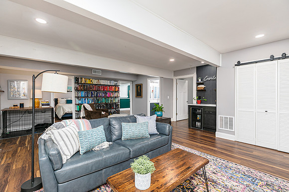 371 Clear Spring Court-30