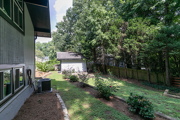 371 Clear Spring Court-41