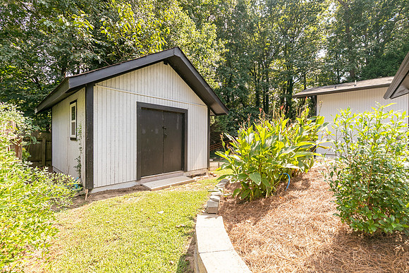 371 Clear Spring Court-45