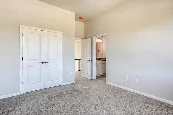 Bedroom 5 - Upstairs-2-2