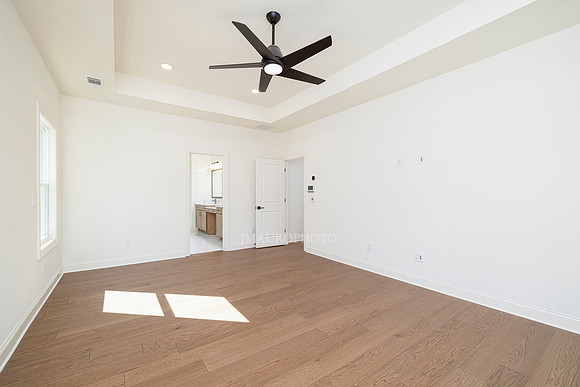 Oakshire Farmhouse-35