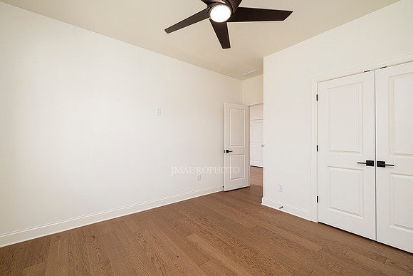 Oakshire Farmhouse-44
