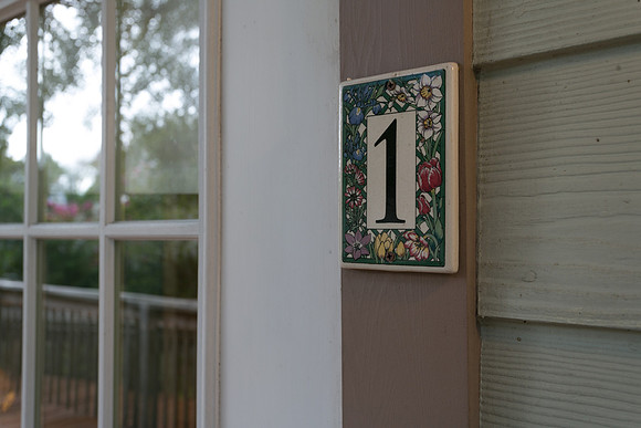 Guest Room 1-1