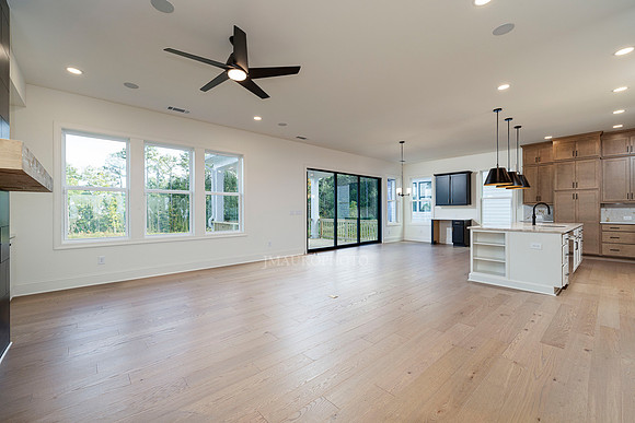 Oakshire Farmhouse-8
