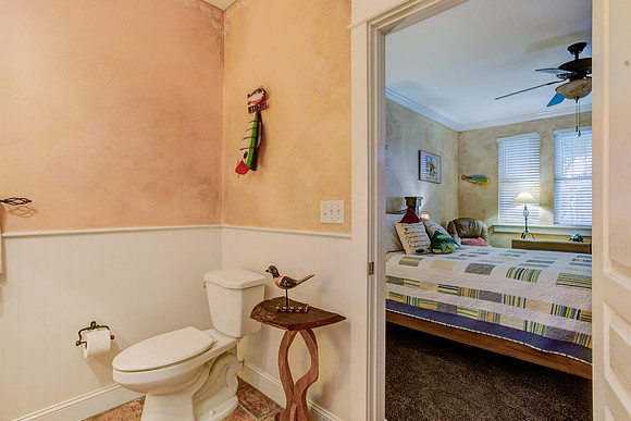 Guest Room 6-11