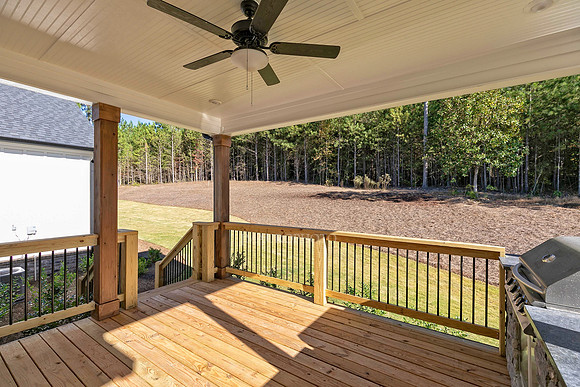Covered Patio-3