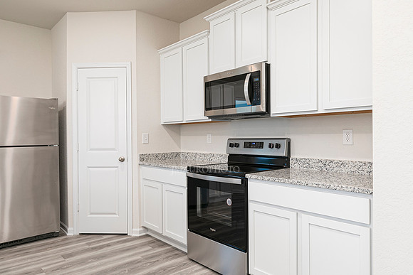 Kitchen-2