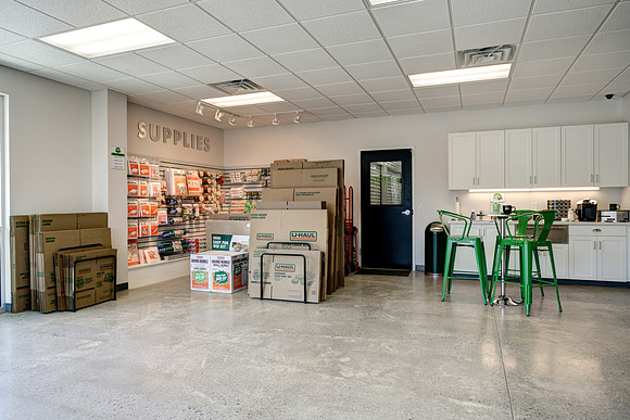 Space Shop-33