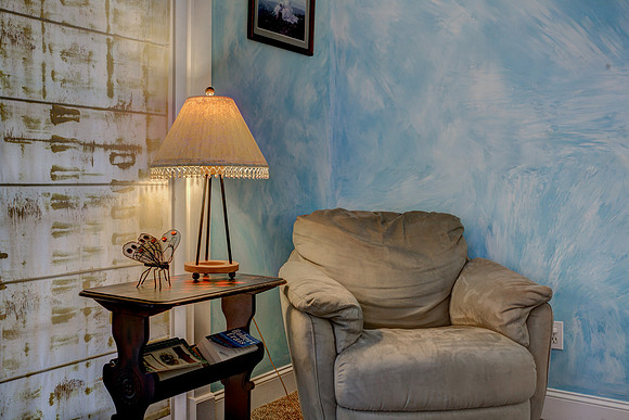 Guest Room 1-6