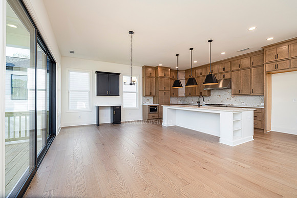 Oakshire Farmhouse-14