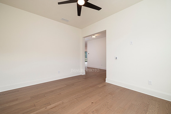 Oakshire Farmhouse-7