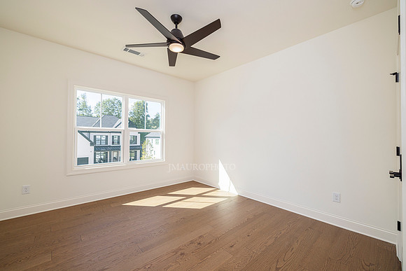 Oakshire Farmhouse-46