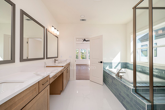 Oakshire Farmhouse-38