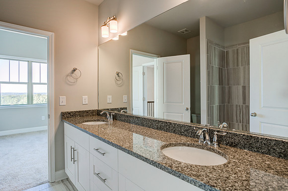 Jack and Jill Bath - 3rd Level-3